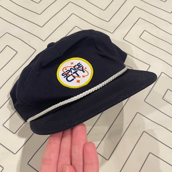 Imperial Space City Rope Hat - Picture 4 of 8